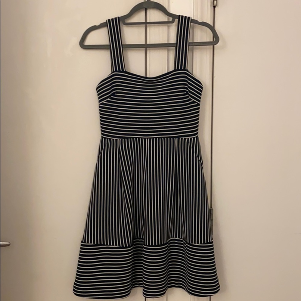 BANANA REPUBLIC STRIPED DRESS